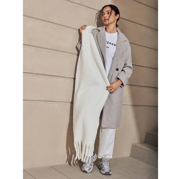 White Wide Shawl Scarf With Tassels Fuzzy Knit - Picture 4 of 17